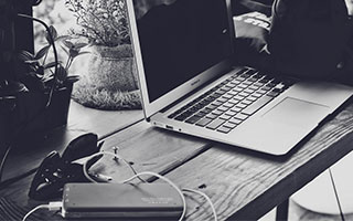 曼城2-1逆天改命！瓜帅豪赌1人成就89年神迹，保留争冠希望！